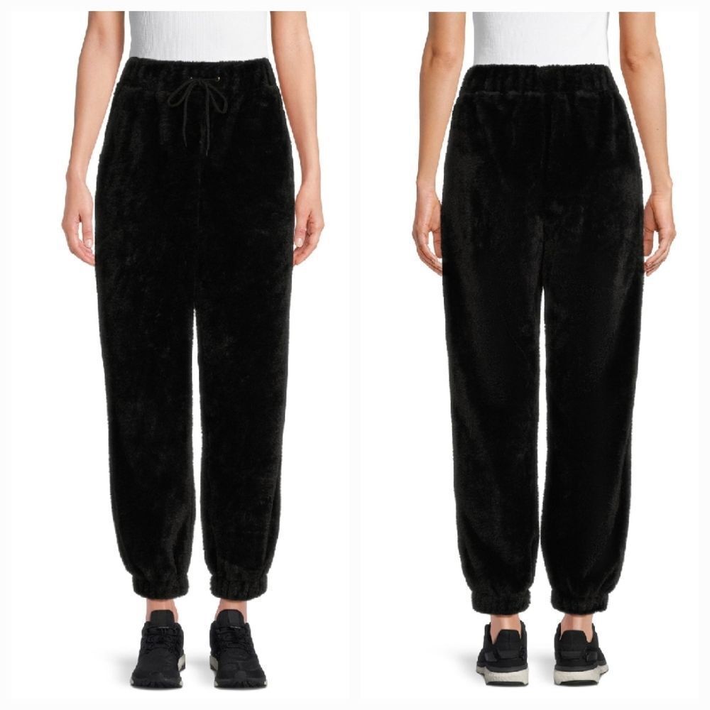🔸️NWT Black Faux Fur Plush Jogger Pants Small